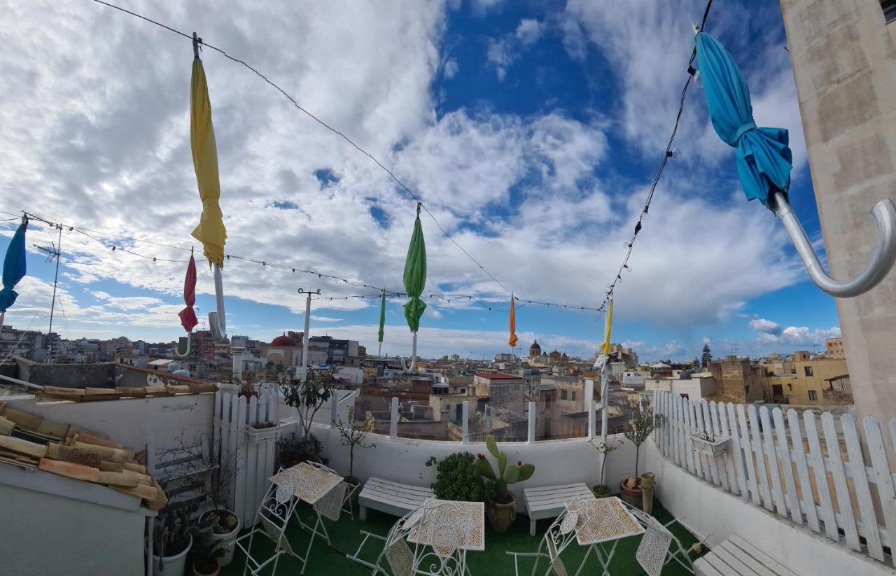 Due Passi Dal Centro Bed & Breakfast Marsala Exterior photo