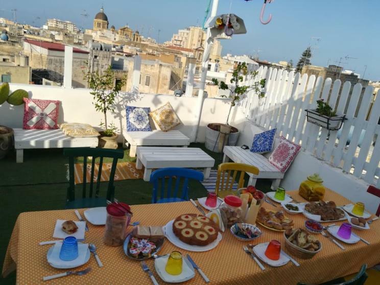 Due Passi Dal Centro Bed & Breakfast Marsala Exterior photo